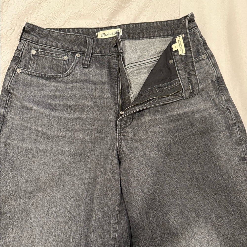 Madewell Curvy Perfect Vintage Wide-Leg Cropped Jeans in Dark Gray